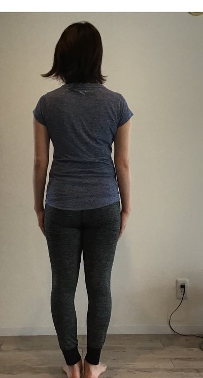 30代のお客様 8回のレッスン後の立ち姿勢